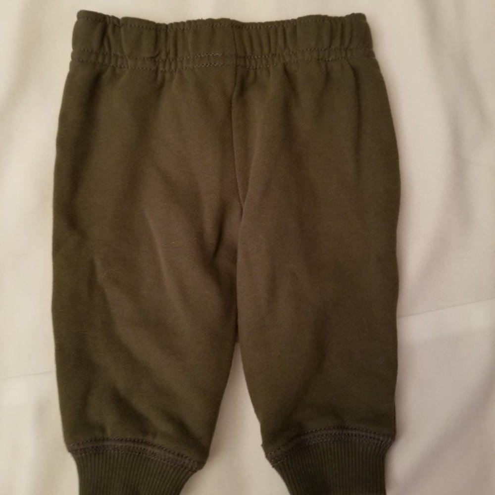 Outfit - Picture 5 of 5